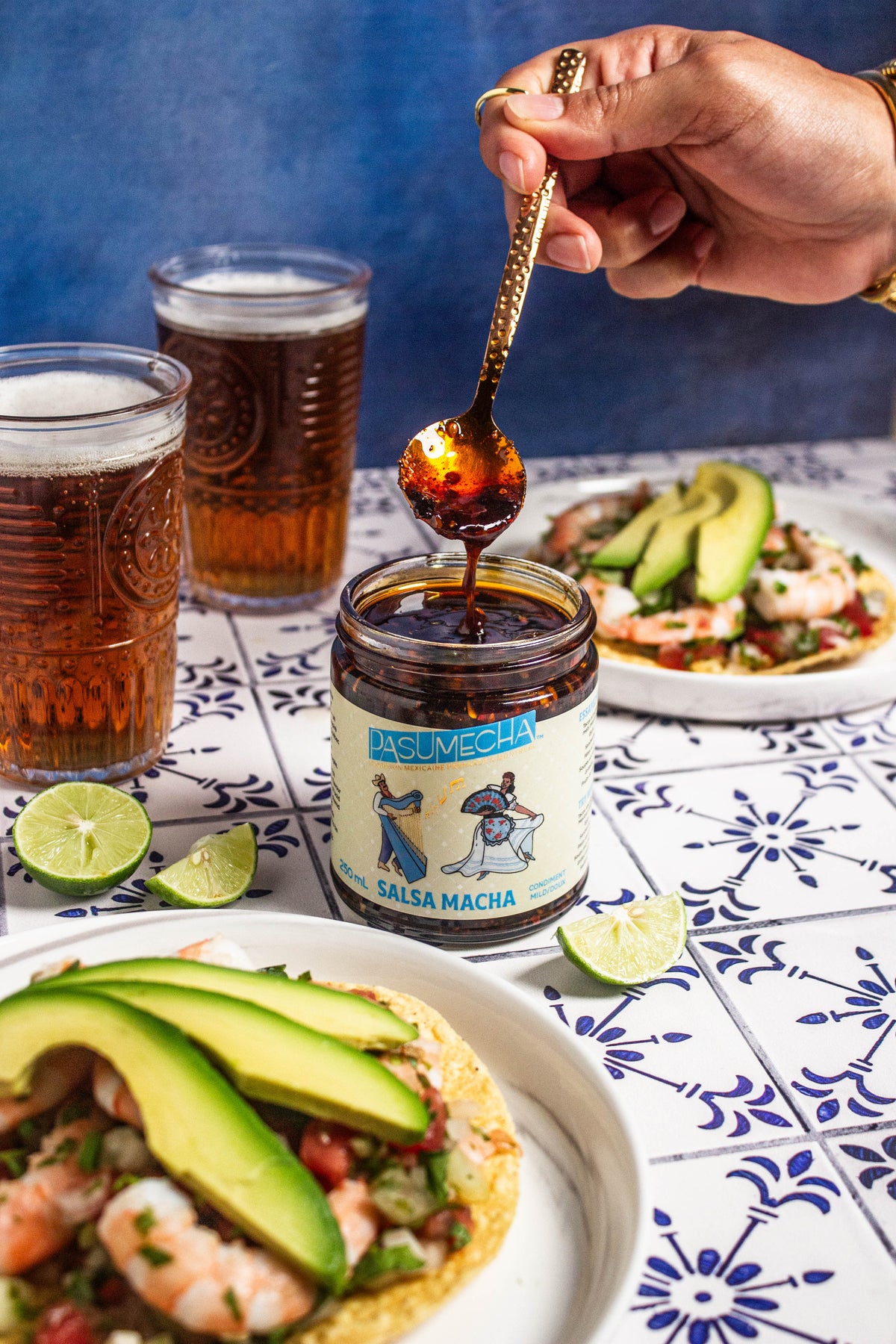 salsa macha douce avec tacos de crevette